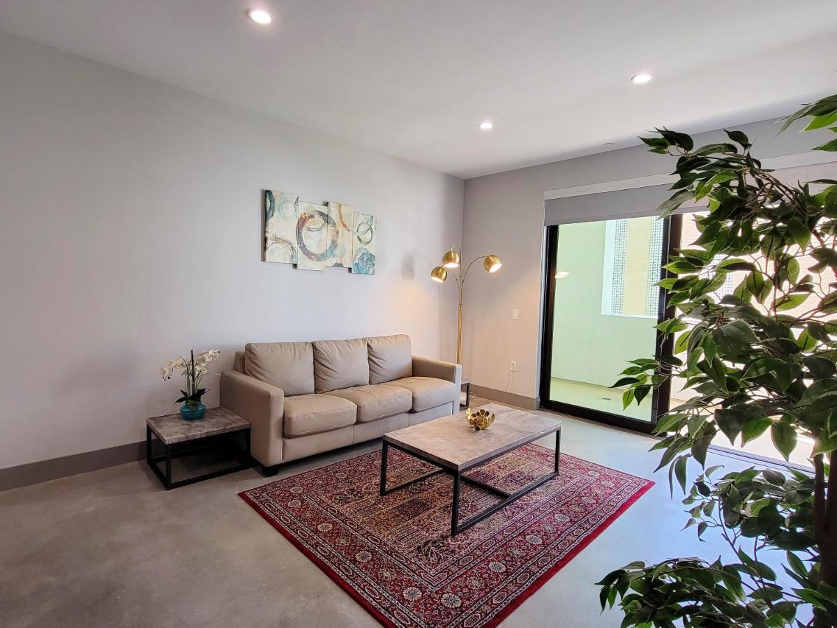 One Lux Stay At The Mansfield Miracle Mile Los Angeles Exterior foto